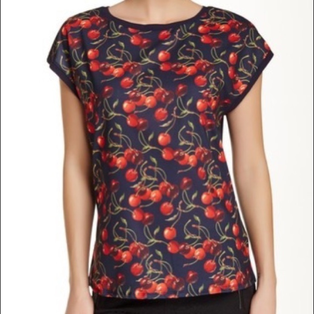 😍😍 TD Crew Neck-Cap sleeves-Allover print 😍😍